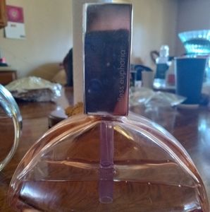 Calvin Klein perfume. Endless euphoria.